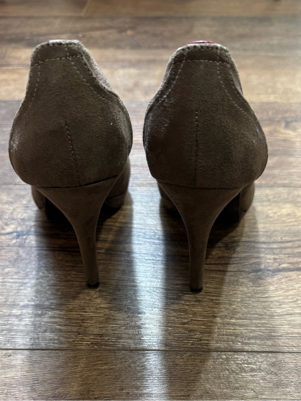 Limelight Brown Suede 4” Stiletto Heels Bow Pink Trim Size 8 - Picture 7 of 9